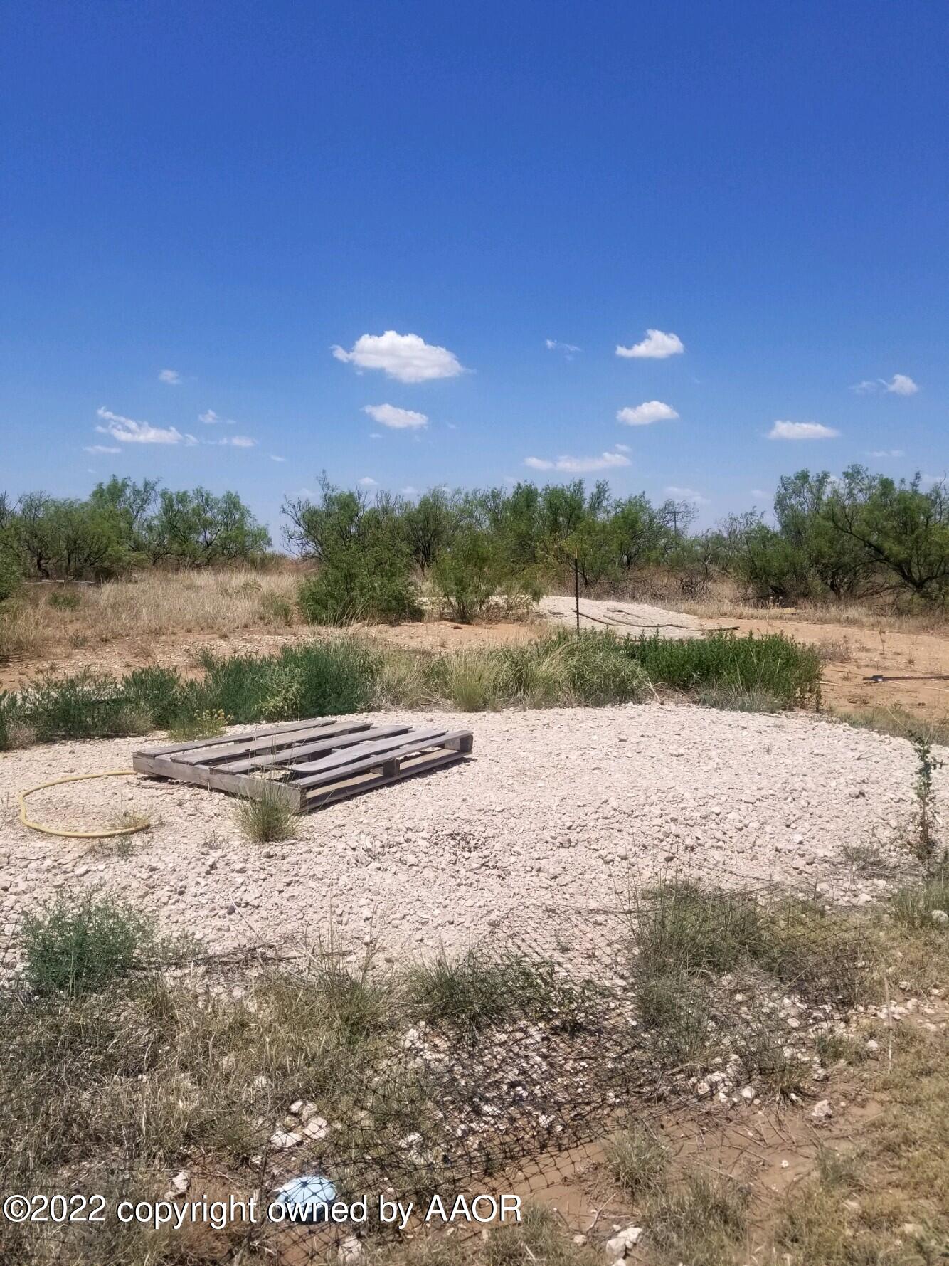 9958 Stinnett Road Fritch, TX 79036 - Photo 3 of 8 Lot Site