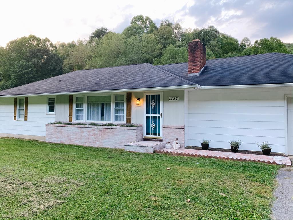 1427 Bandy Road Cedar Bluff, VA 24609 - Photo 1 of 47 Gallery Image 1
