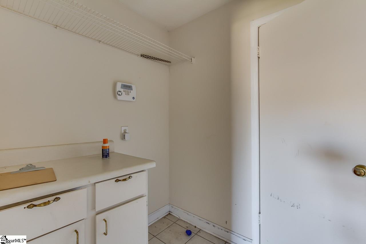 27 Pendleton Road Greenville, SC 29611 - Photo 14 of 20 Gallery Image 14