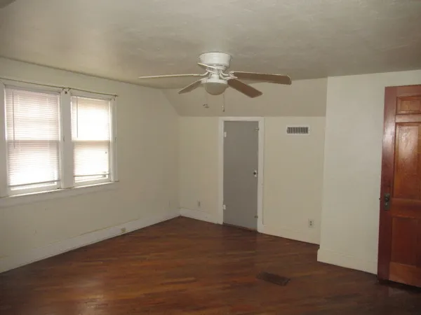 $143,000 | 15636 North Squire Lane, Mount Vernon, IL 62864