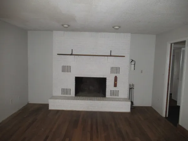 $143,000 | 15636 North Squire Lane, Mount Vernon, IL 62864