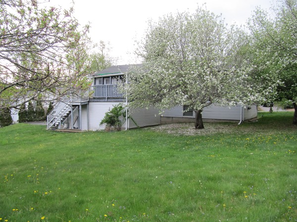 10 Carter Road Worcester, MA 01609 - Photo 4 of 26 Gallery Image 4