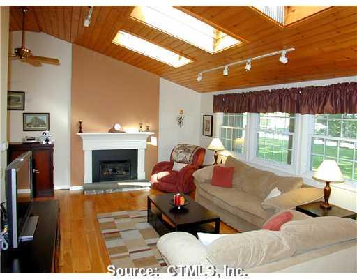5 Running Pine Road Granby, CT 06035 - Photo 1 of 1 1st Floor Plan.