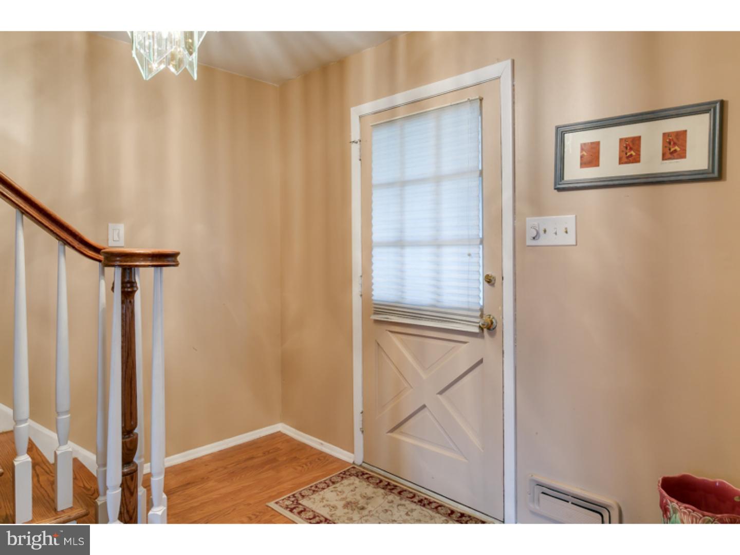 936 Cropwell Road Cherry Hill, NJ 08003 - Photo 5 of 25 Foyer