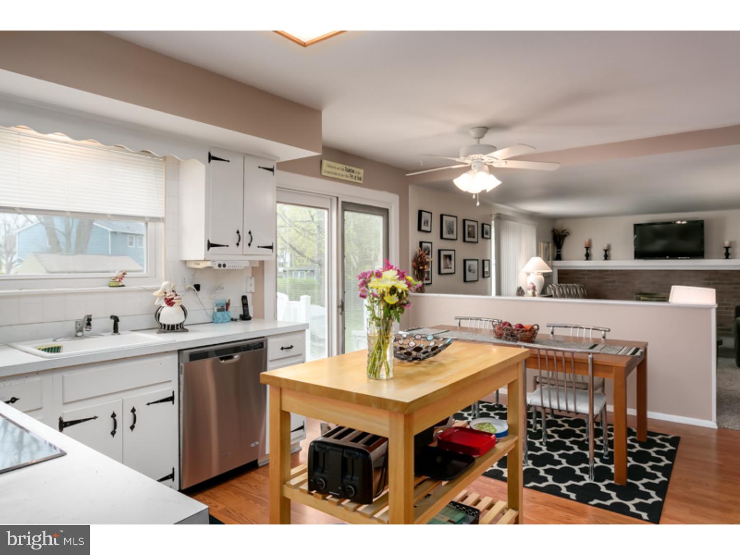 936 Cropwell Road Cherry Hill, NJ 08003 - Photo 10 of 25 Kitchen