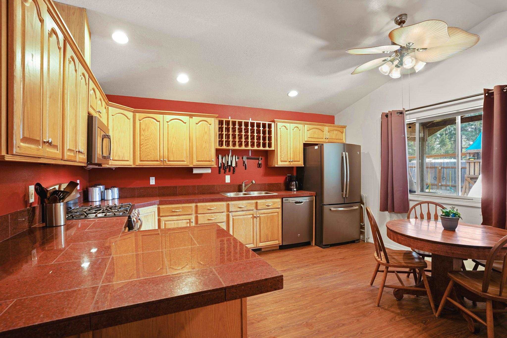3984 Colville Road Loon Lake, WA 99148 - Photo 15 of 29 Gallery Image 15