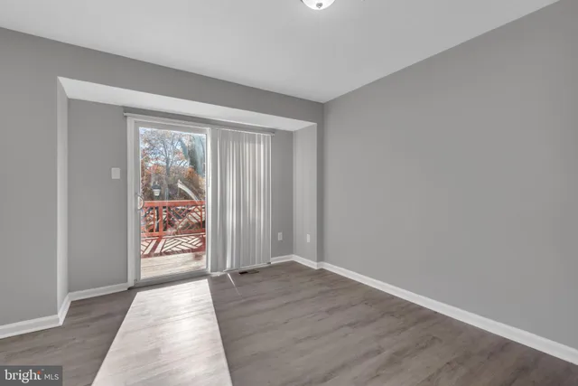 an empty room with window