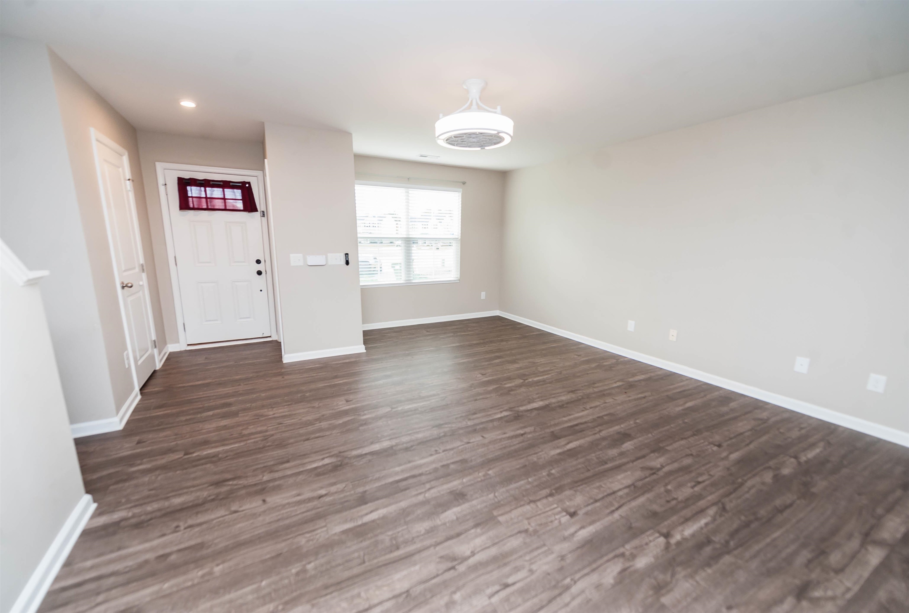 611 Sweet Molly Court Inman, SC 29349 - Photo 2 of 36 Gallery Image 2