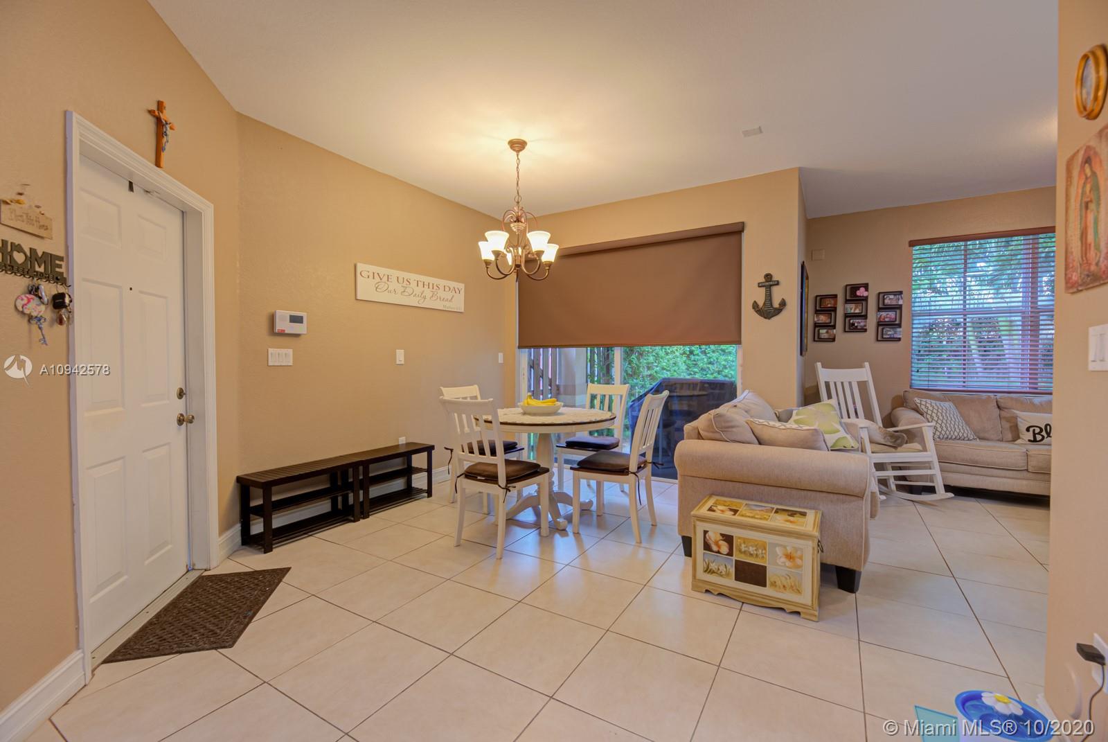 12475 Southwest 124th Street Miami, FL 33186 - Photo 12 of 28 Gallery Image 12