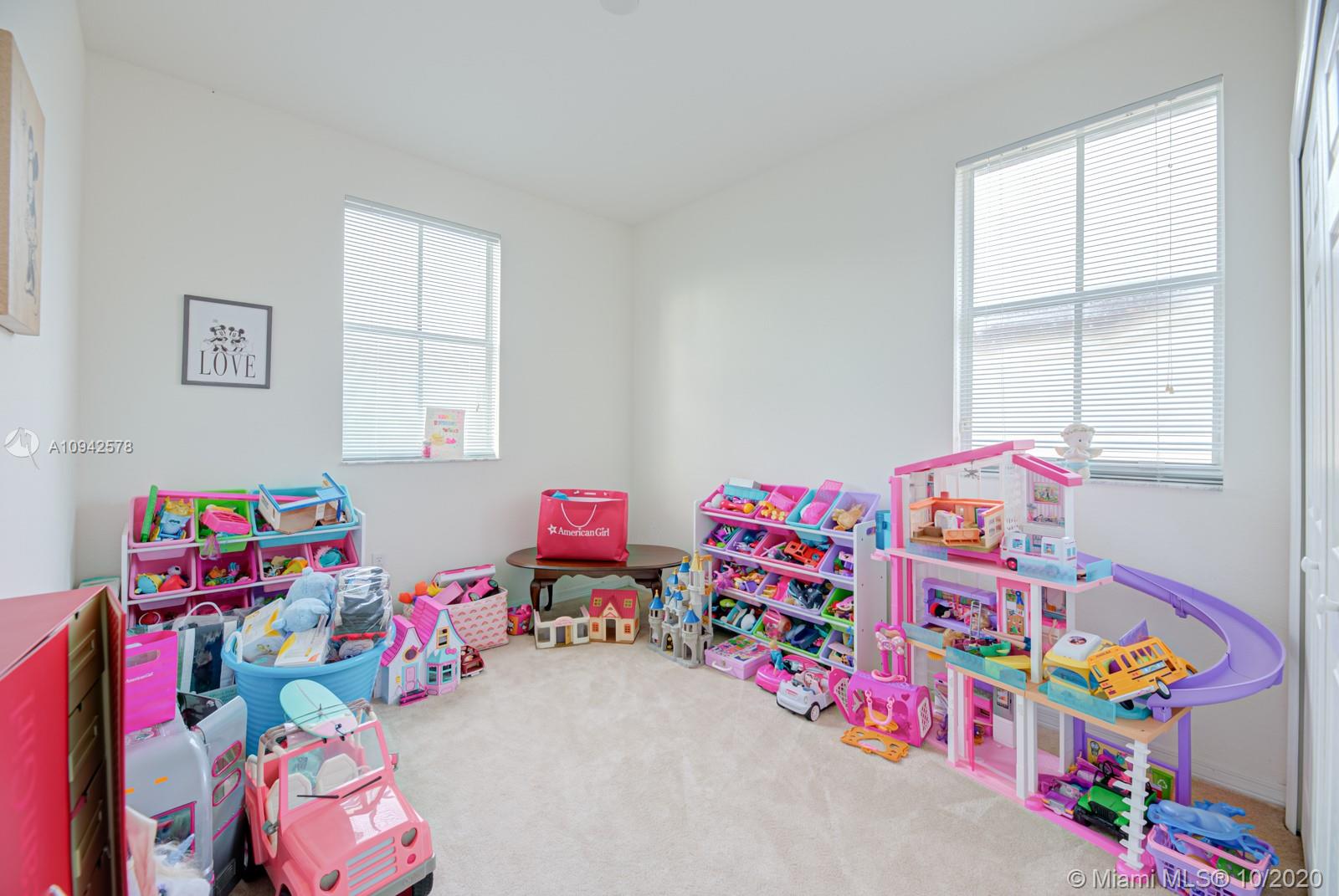 12475 Southwest 124th Street Miami, FL 33186 - Photo 15 of 28 Gallery Image 15