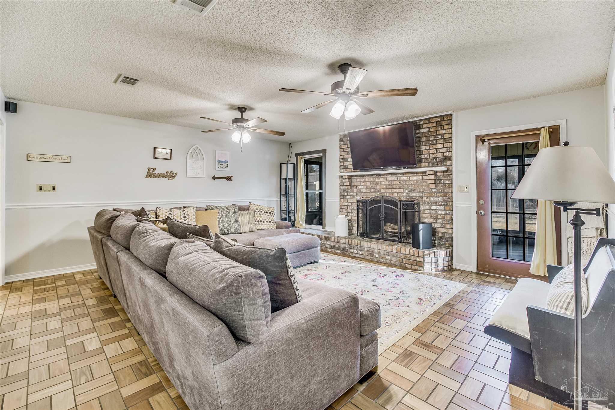 2125 Mathison Road Cantonment, FL 32533 - Photo 6 of 50