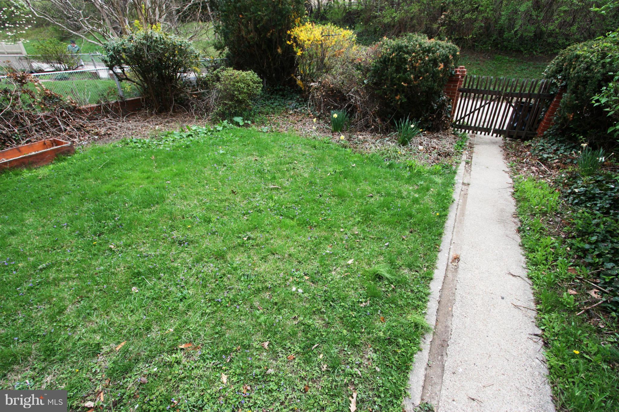 1932 Edgewood Road Parkville, MD 21286 - Photo 24 of 30 a view of a back yard