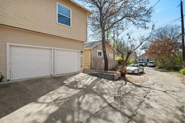 $2,800 | 2906 Pearl Street, Unit B, Austin, TX 78705