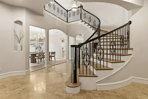 a view of entryway
