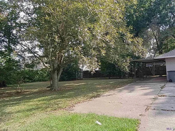 $2,000 | 3572 Madeira Drive, Baton Rouge, LA 70810