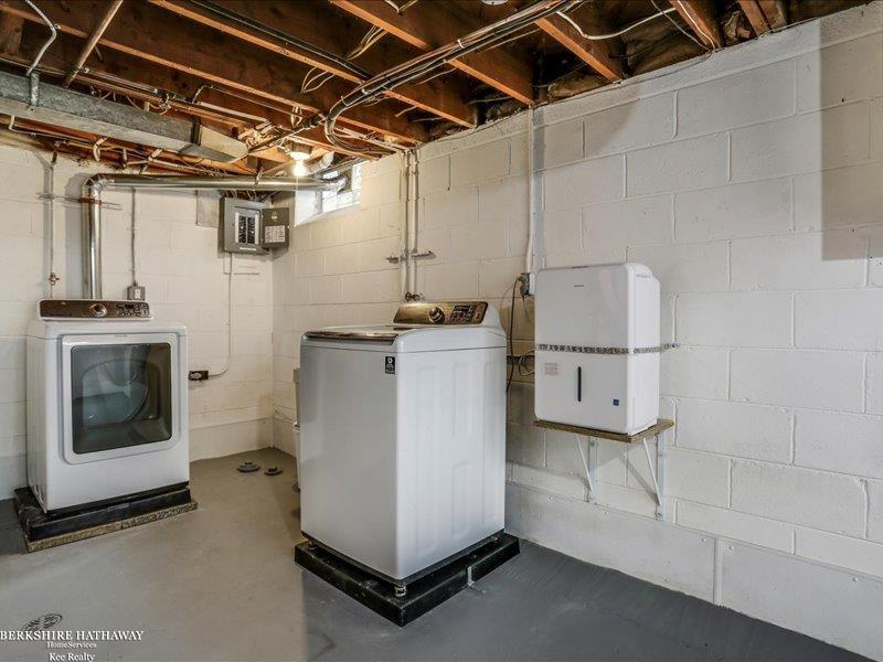 858 Trombley Road Grosse Pointe, MI 48230 - Photo 48 of 54