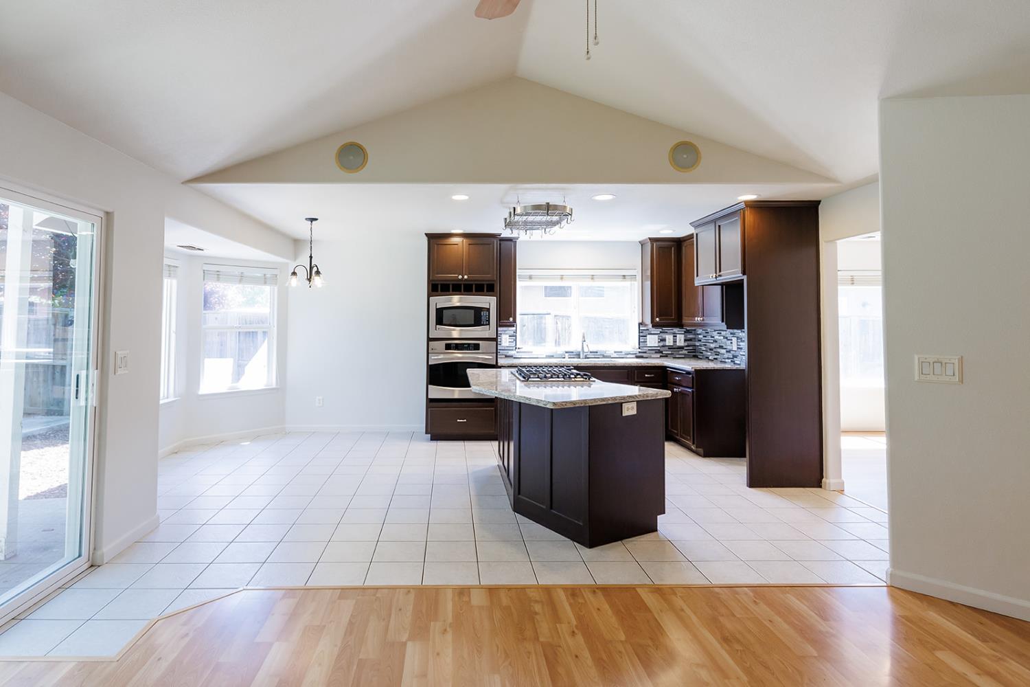 827 Coit Tower Way Chico, CA 95928 - Photo 9 of 31