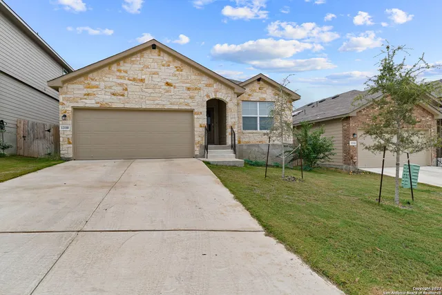$1,795 | 12110 Beryl Knoll, San Antonio, TX 78245