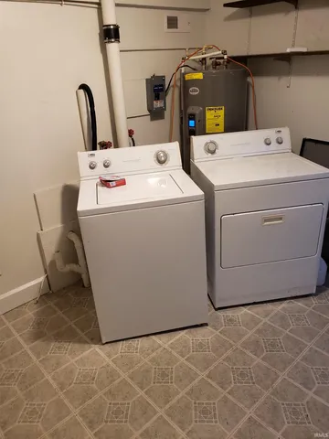 $109,900 | 2413 South Gharkey Street, Unit 2, Muncie, IN 47302