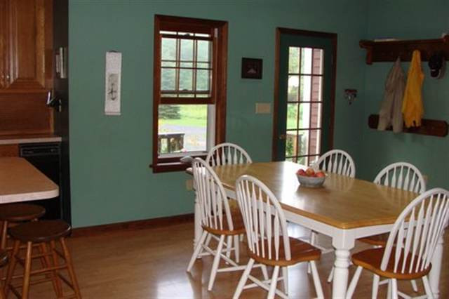 180 Tracey Road Ravena, NY 12143 - Photo 3 of 12 Photo 3