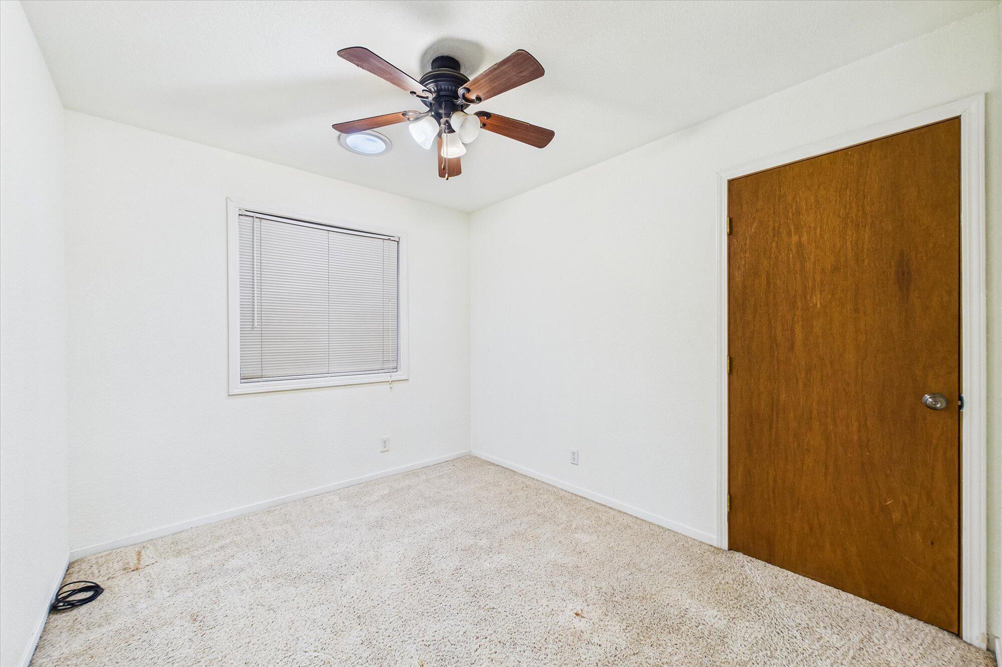 291 Cherry Lane Rio Dell, CA 95562 - Photo 31 of 56 27-291 Cherry-125