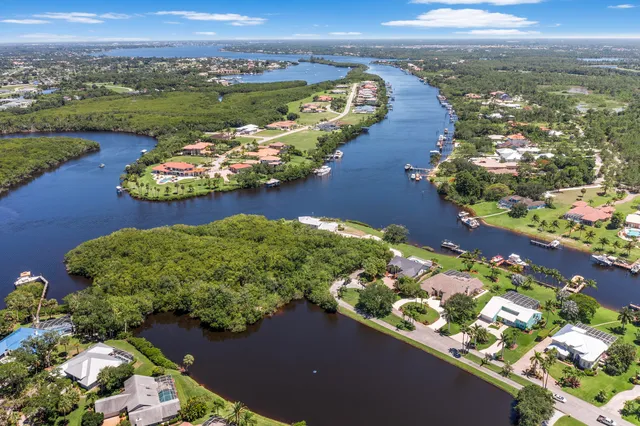 $1,995,000 | 2674 Southeast Erickson Drive, Port St. Lucie, FL 34984