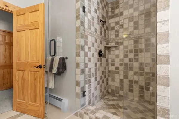 $920,000 | 39 Palisades Drive, Unit 210, Kirkwood, CA 95646