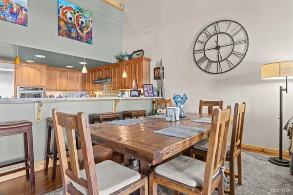 $920,000 | 39 Palisades Drive, Unit 210, Kirkwood, CA 95646