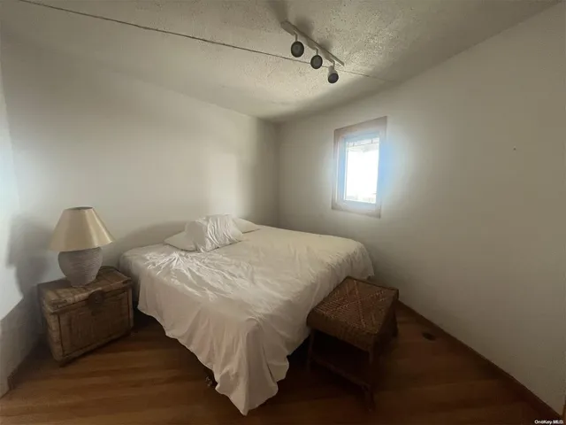 $12,000 | 85 Bungalow Lane, Ocean Beach, NY 11770