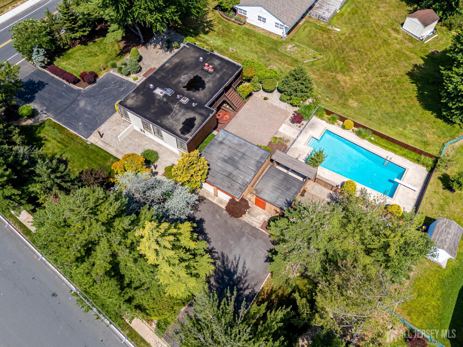 34 Henderson Road Kendall Park, NJ 08824 - Photo 52 of 56