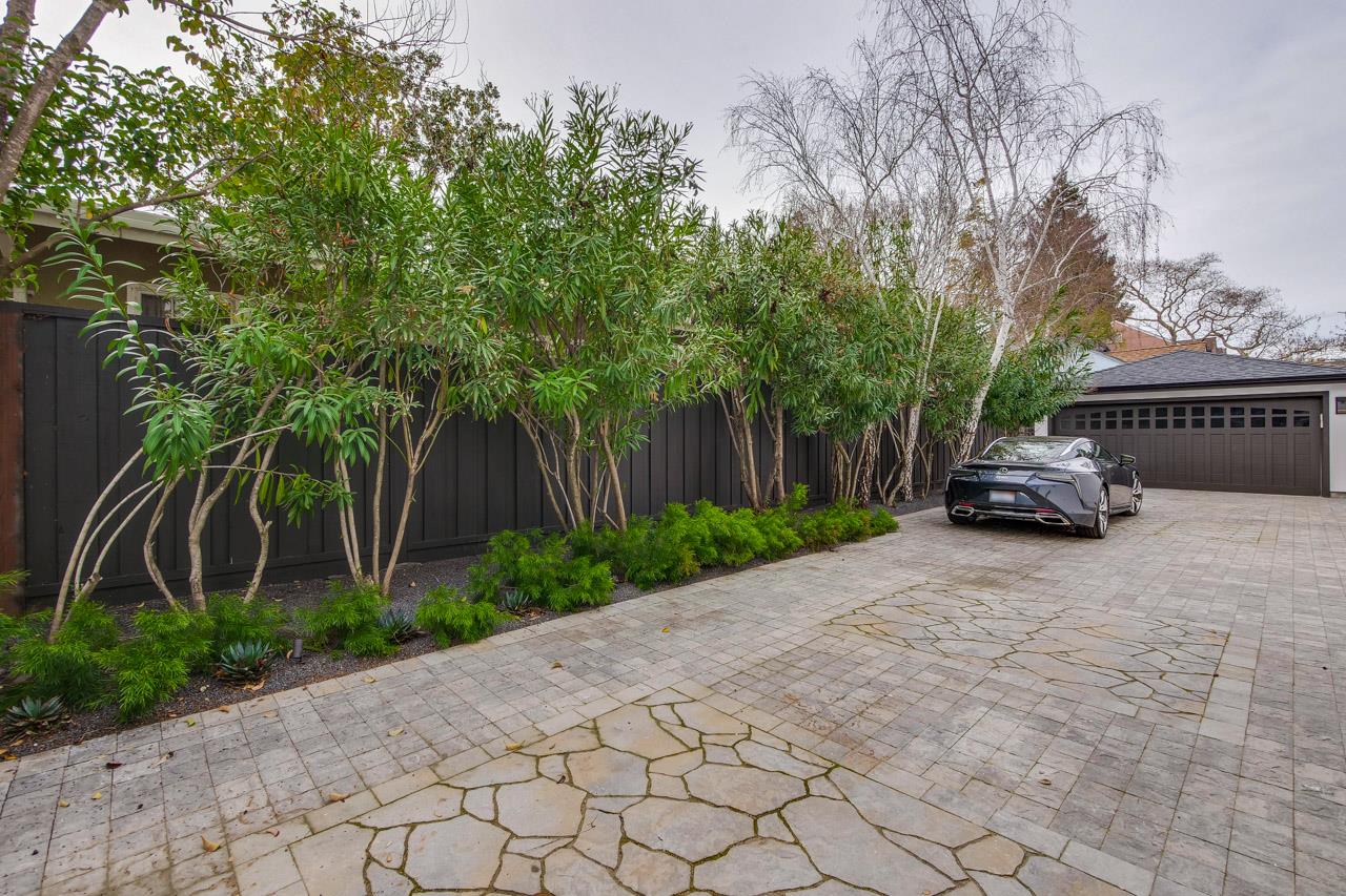 711 Addison Avenue Palo Alto, CA 94301 - Photo 40 of 44