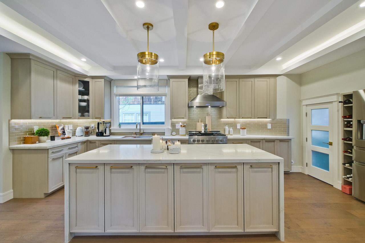711 Addison Avenue Palo Alto, CA 94301 - Photo 4 of 44