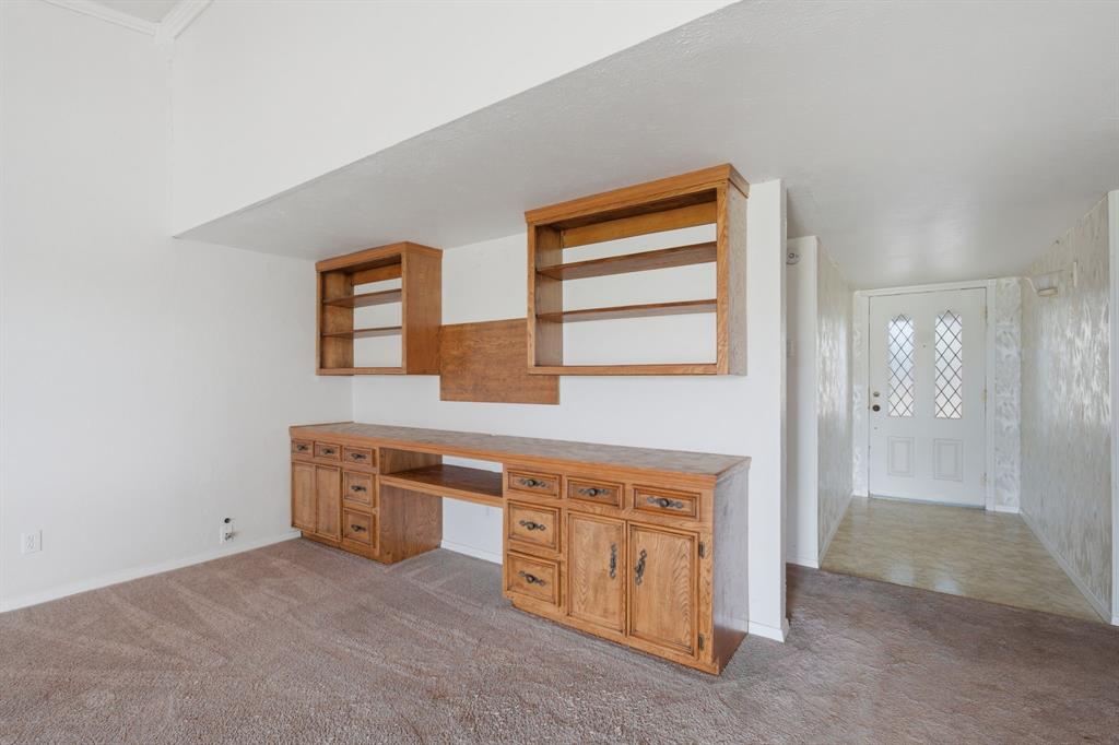 5052 Arbor Glen Road The Colony, TX 75056 - Photo 7 of 22