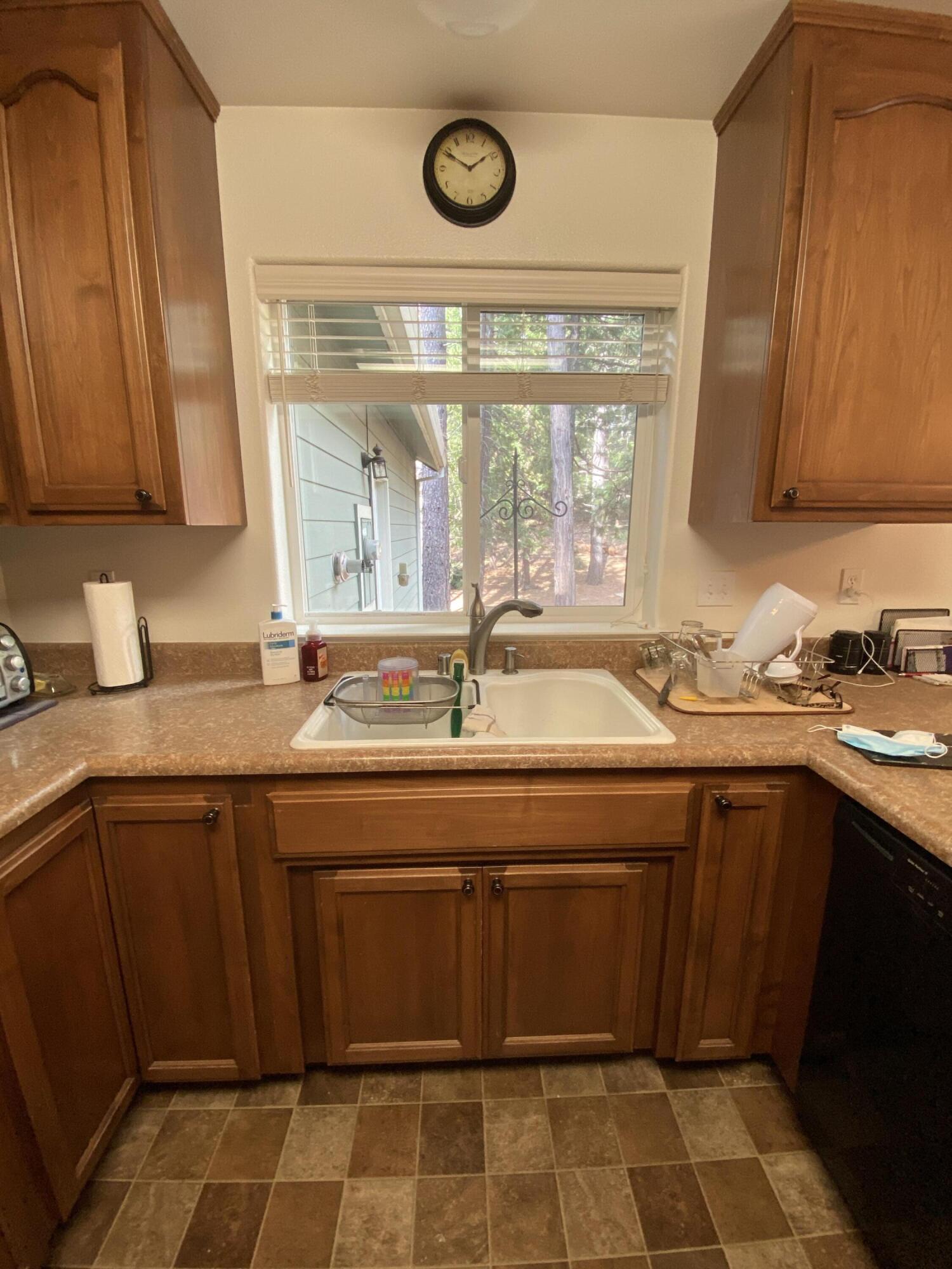7517 Red Eagle Road Shingletown, CA 96088 - Photo 11 of 43 Kitchen