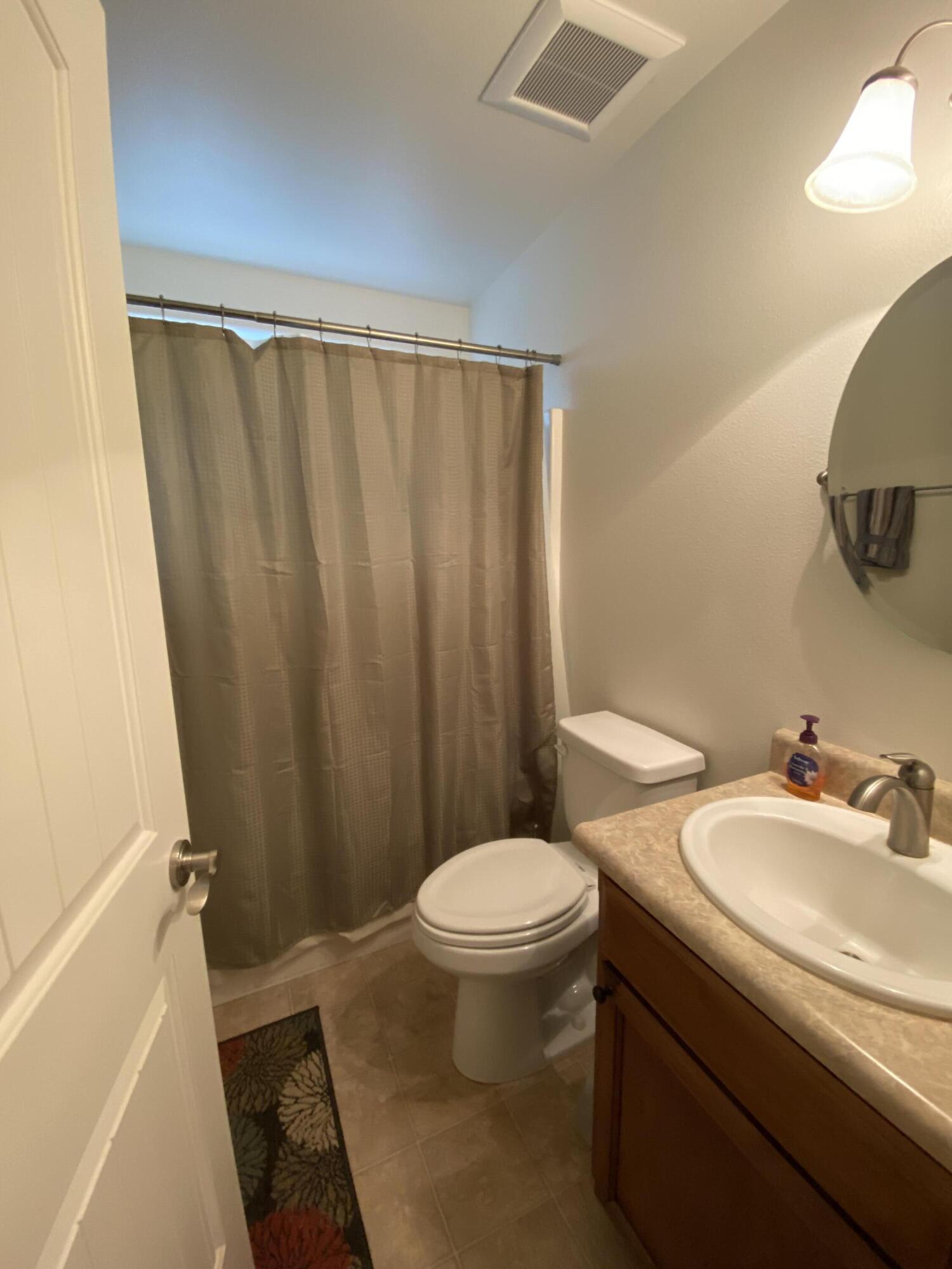 7517 Red Eagle Road Shingletown, CA 96088 - Photo 19 of 43 Secondary bath
