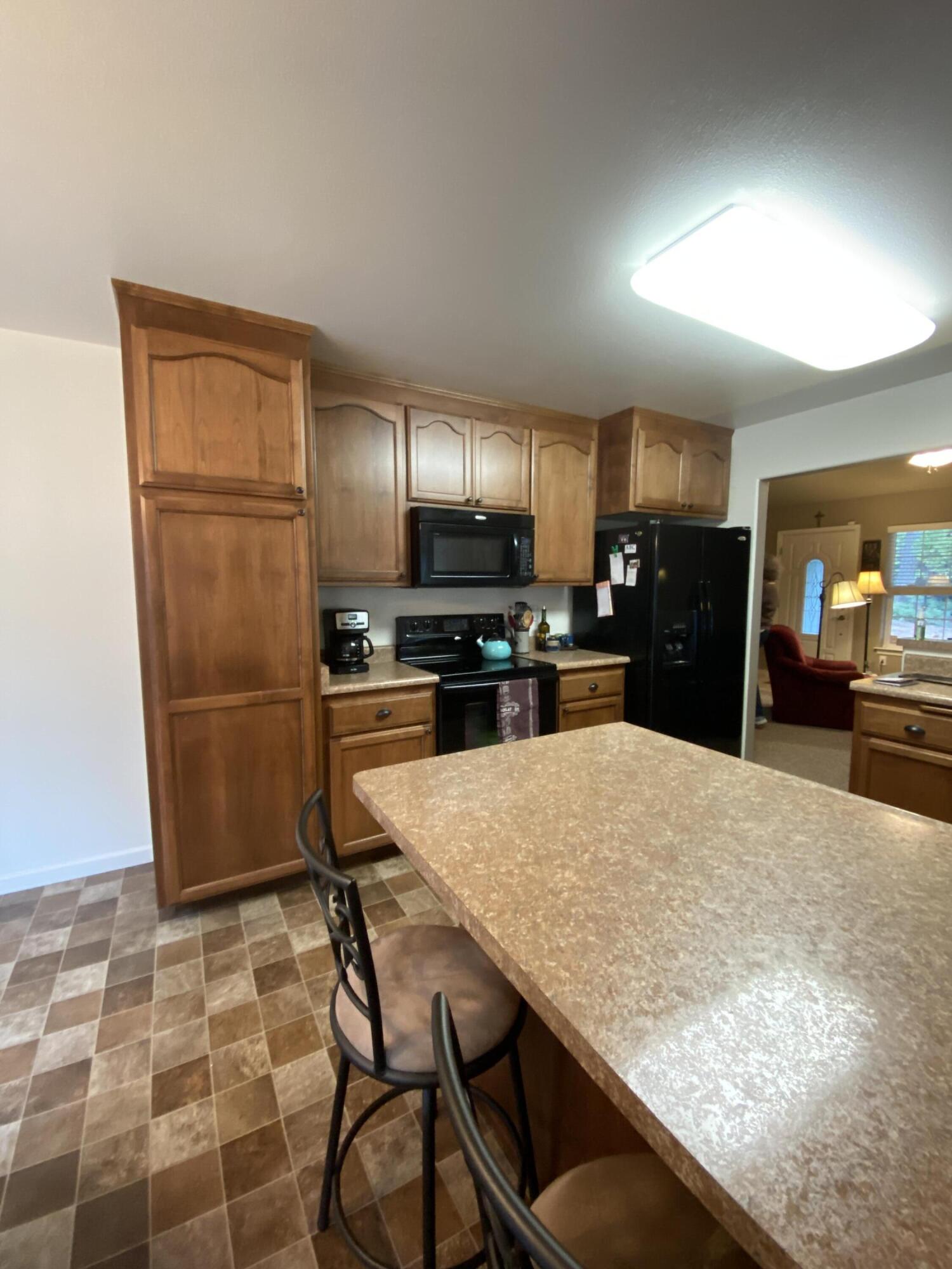 7517 Red Eagle Road Shingletown, CA 96088 - Photo 9 of 43 Kitchen