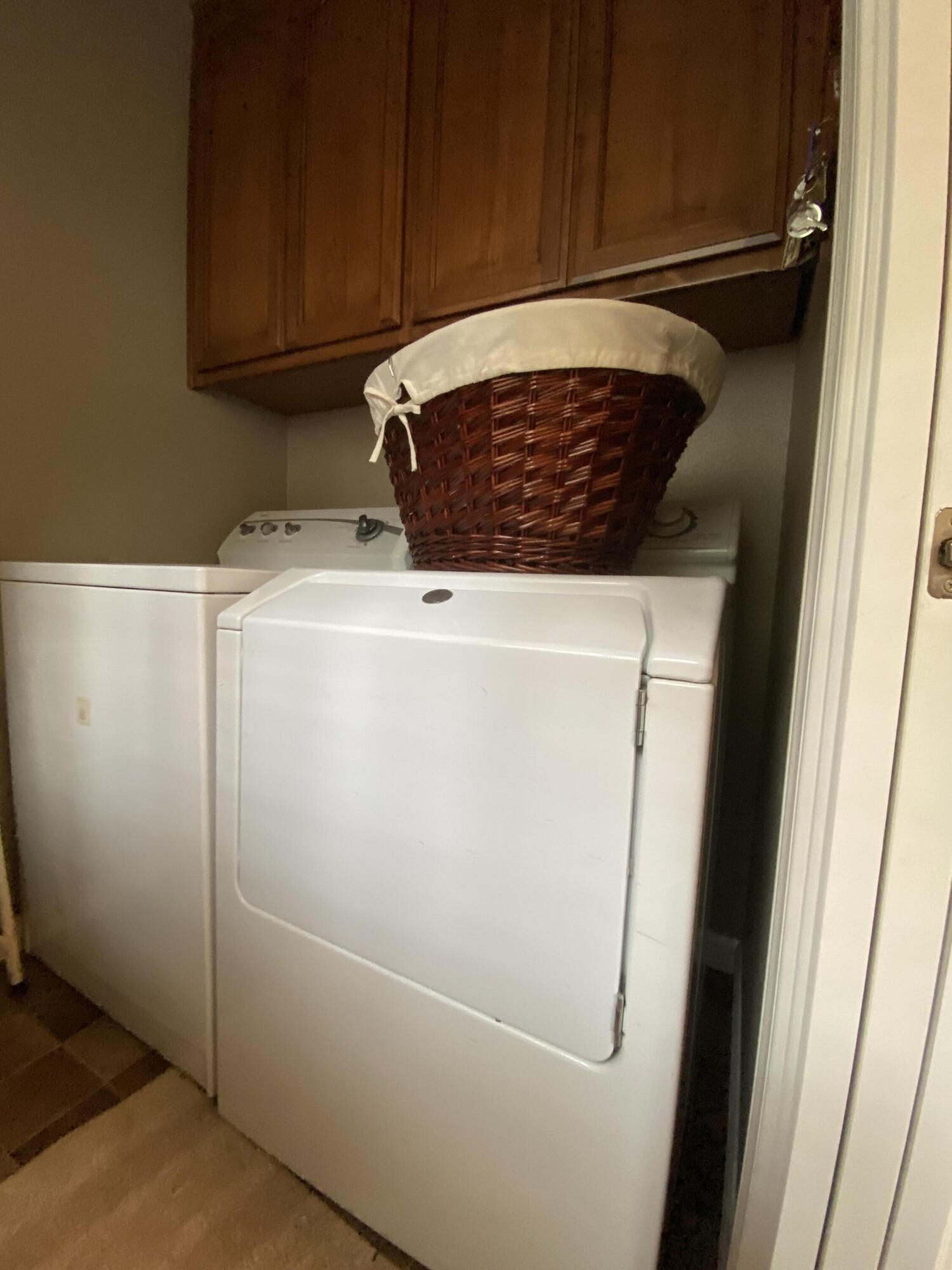 7517 Red Eagle Road Shingletown, CA 96088 - Photo 10 of 43 Laundry