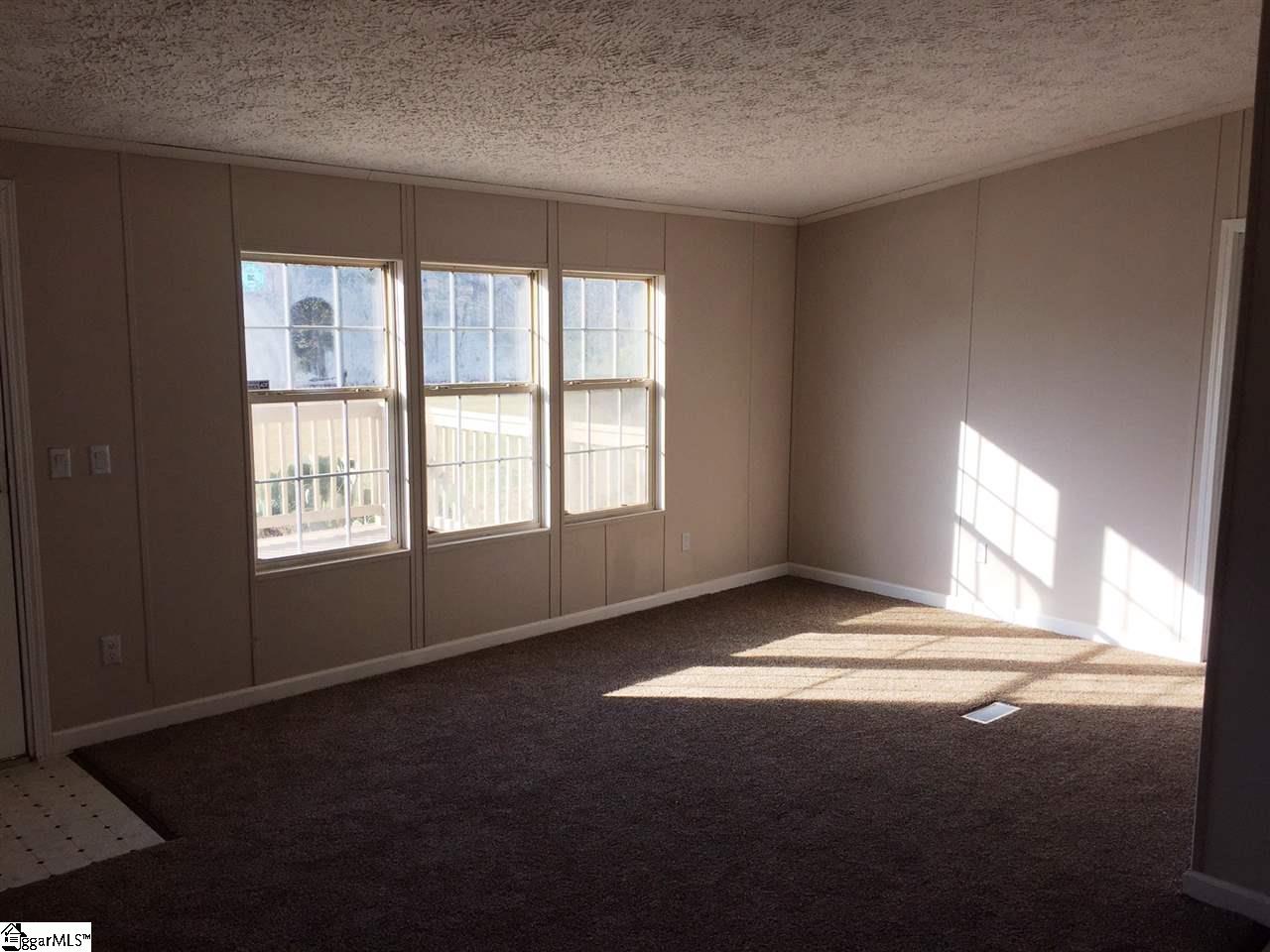 221 Cross Creek Road Clinton, SC 29325 - Photo 4 of 10 Gallery Image 4