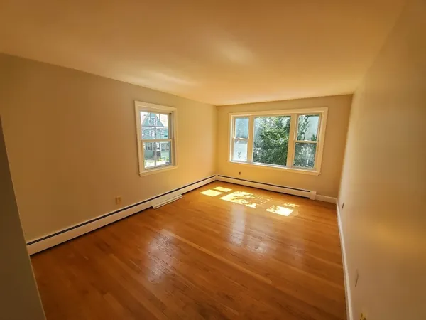 $3,400 | 31 Egerton Road, Unit 2, Arlington, MA 02474