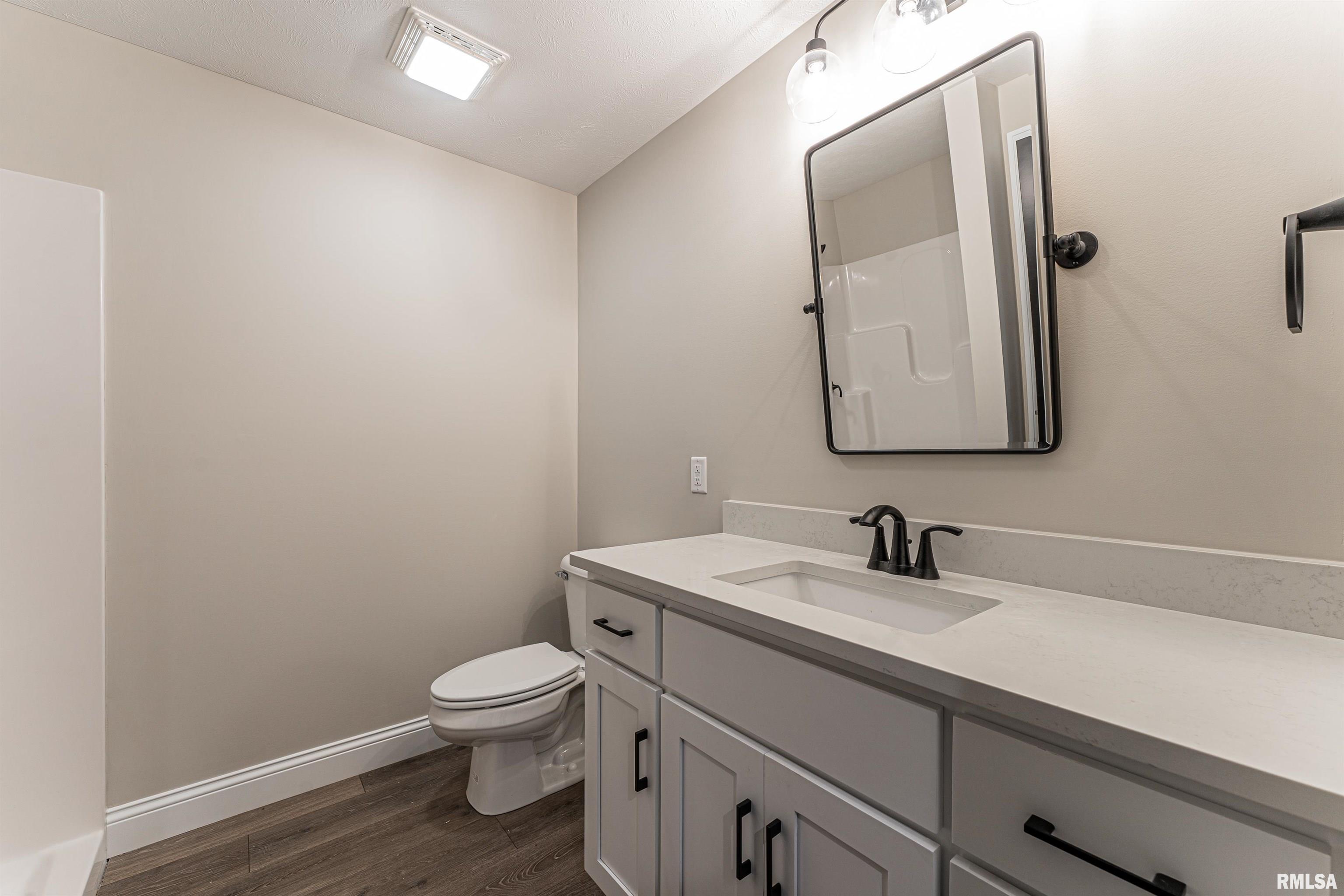 3300 Carnegie Drive Springfield, IL 62711 - Photo 31 of 38 Gallery Image 31