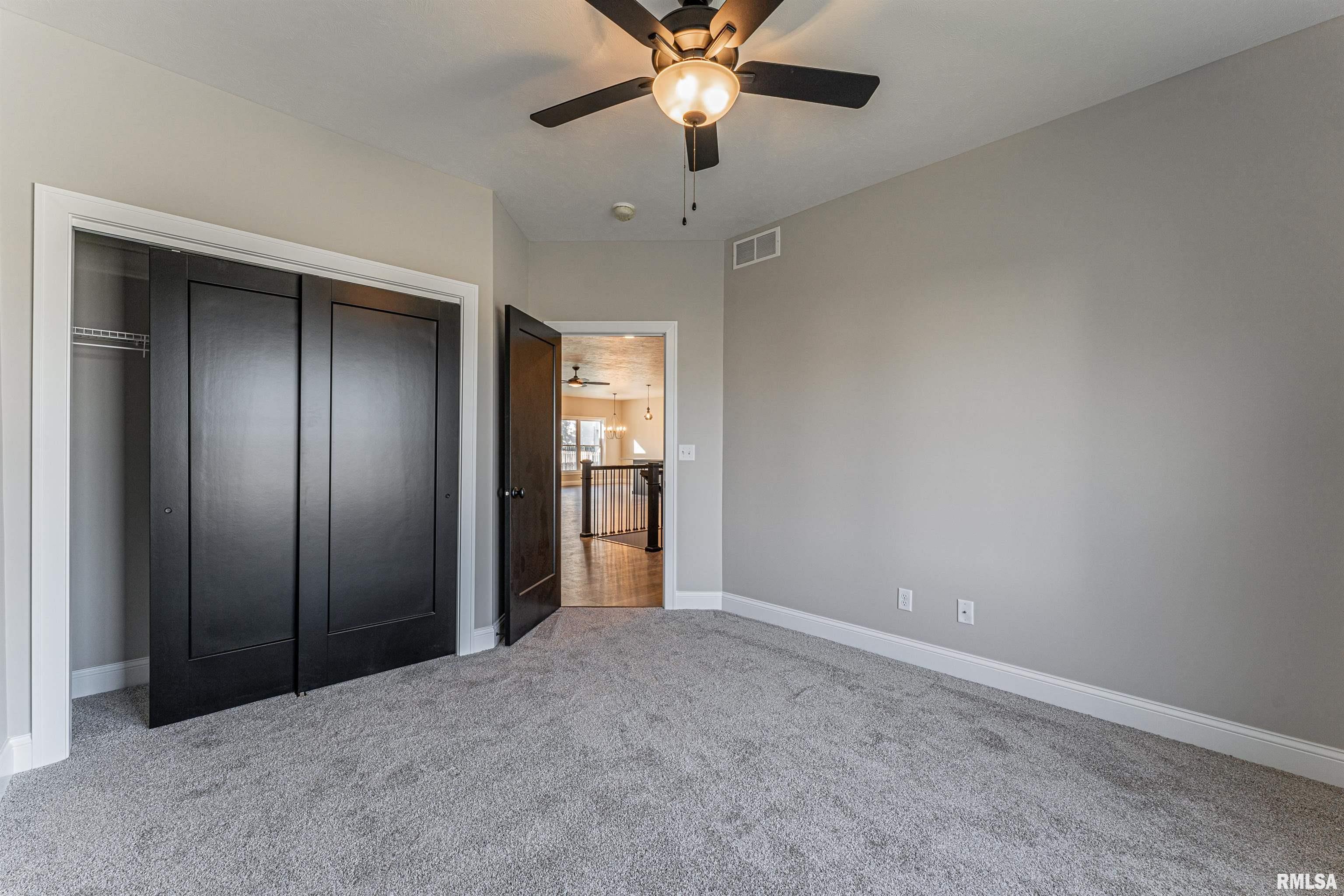 3300 Carnegie Drive Springfield, IL 62711 - Photo 7 of 38 Gallery Image 7
