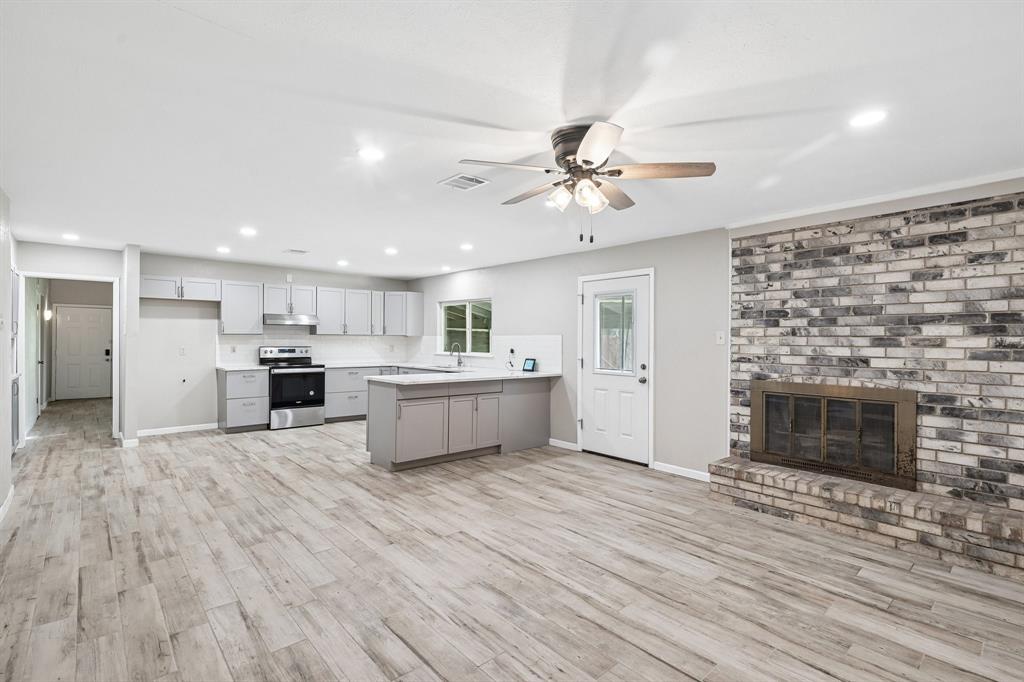 3049 Ravine Trail Carrollton, TX 75007 - Photo 10 of 27