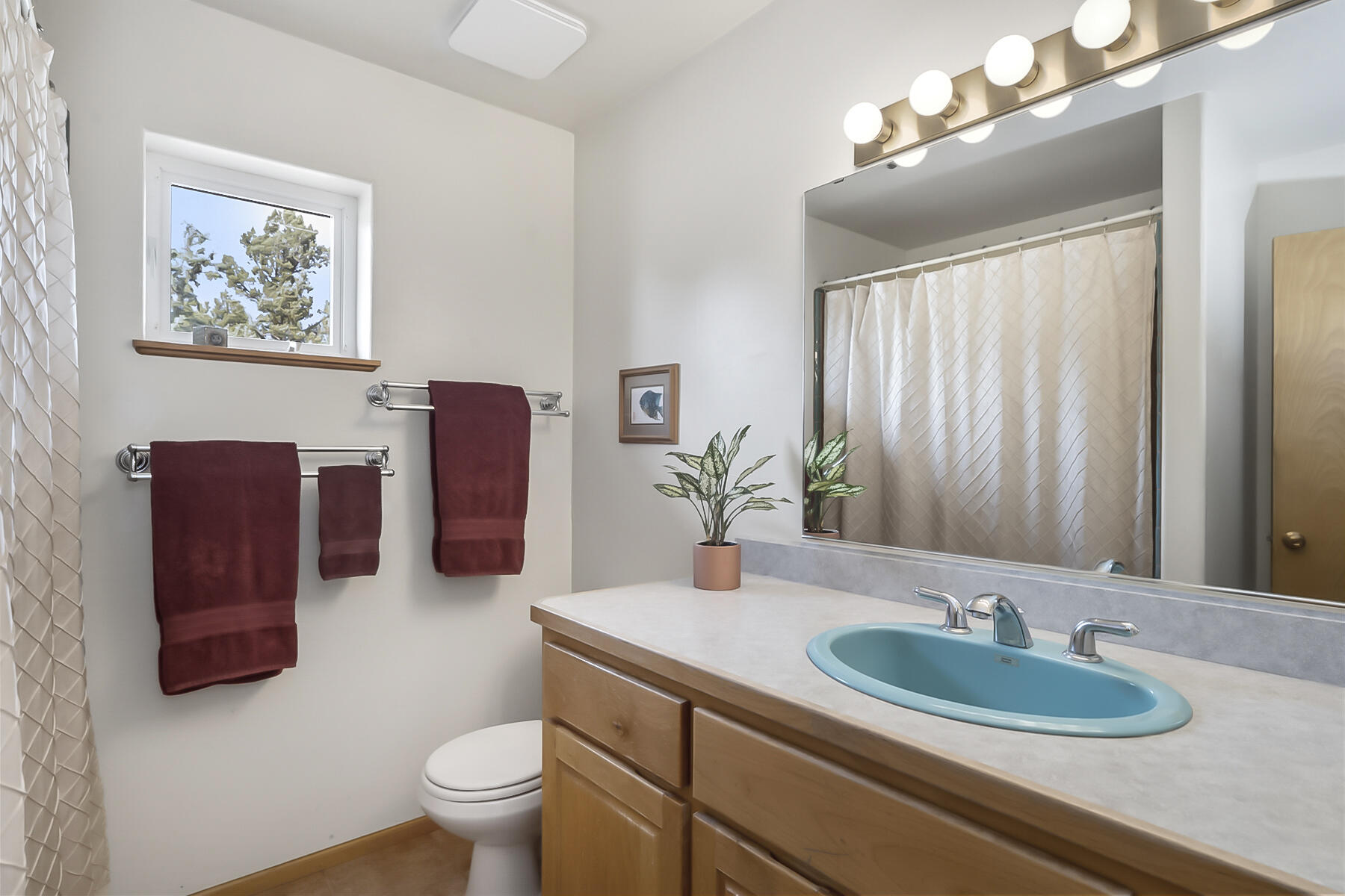 62860 Dickey Road Bend, OR 97701 - Photo 18 of 37 JH5_8468