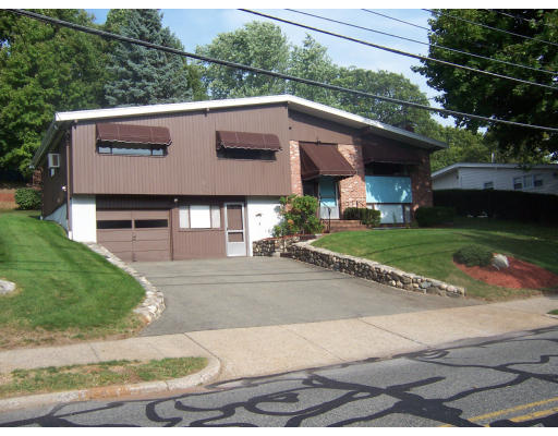 front view of house with a yard