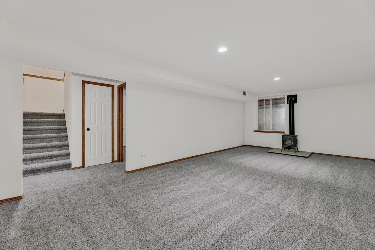 1808 South Shiloh Street Wichita, KS 67207 - Photo 20 of 30