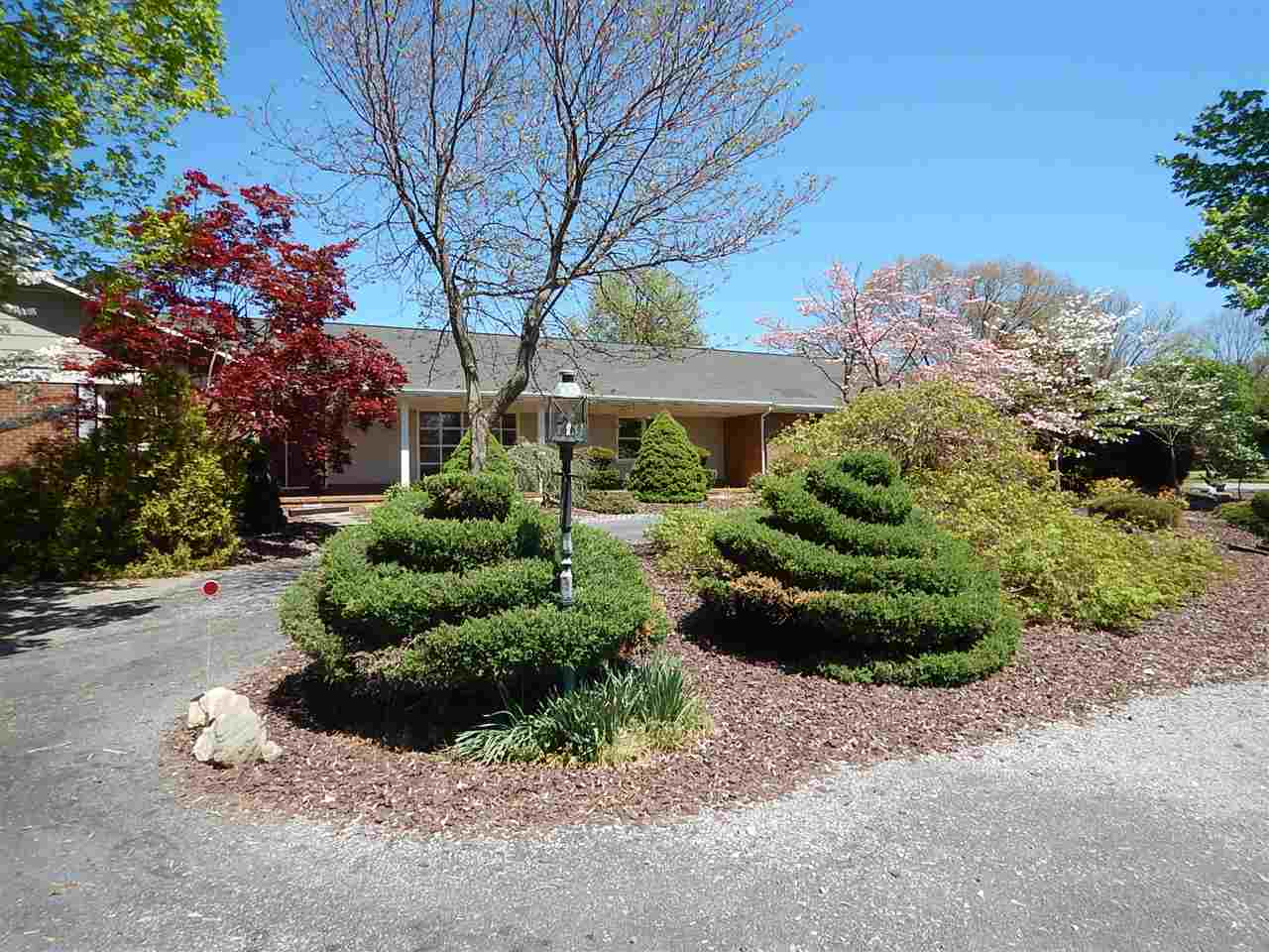 997 Old Farms Road Luray, VA 22835 - Photo 5 of 37 Gallery Image 5