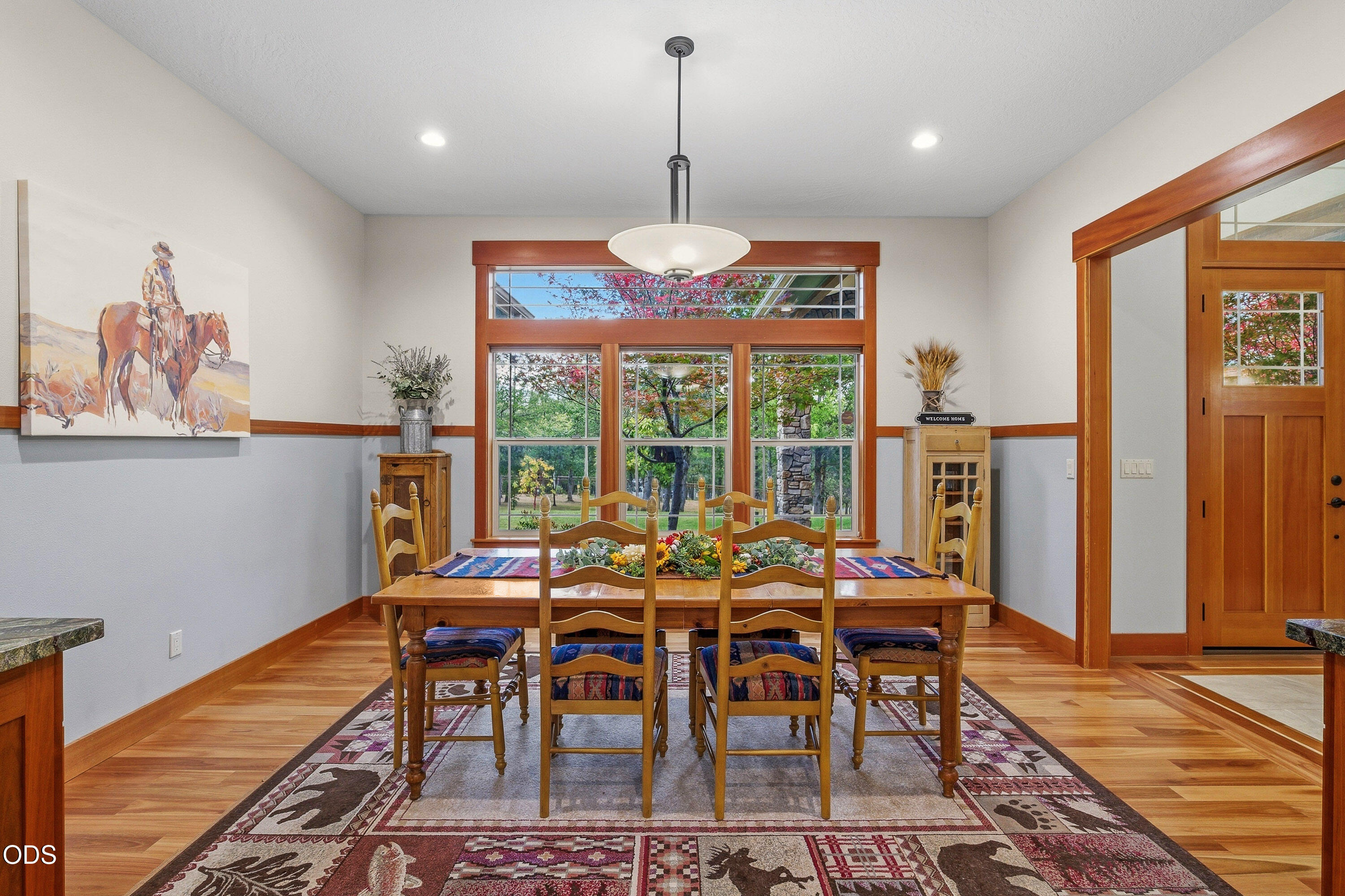 1321 Falcon Crest Lane Merlin, OR 97532 - Photo 11 of 57