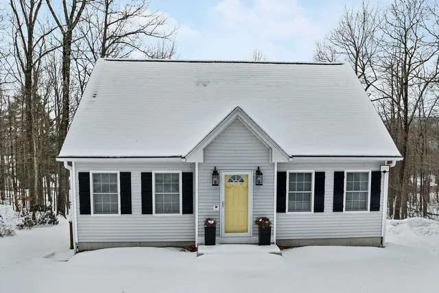 $475,000 | 56 Frohock Brook Road, Alton, NH 03810