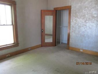 215 West Thomas Street Roxana, IL 62084 - Photo 8 of 14 Gallery Image 8