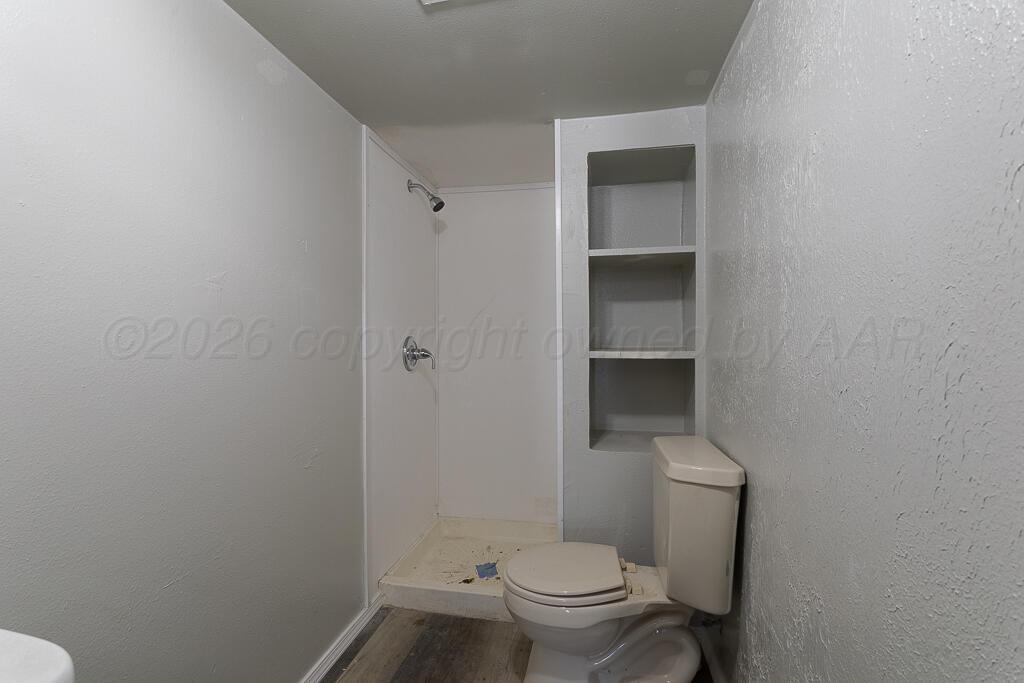 403 North Florida Street Amarillo, TX 79106 - Photo 15 of 18 Unit 2 Bathroom